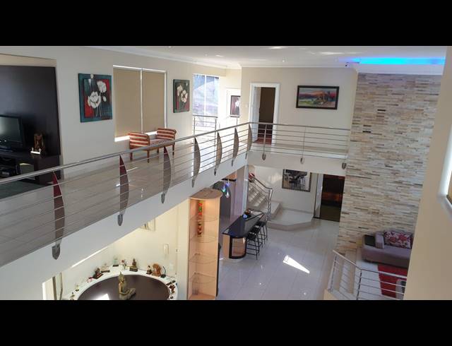 4 BEDROOM HOUSE RENTED IN UMHLANGA CENTRAL